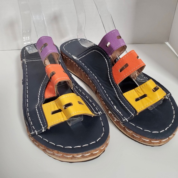 Cork heeled sandals. Sz. 8-9 - Picture 3 of 5